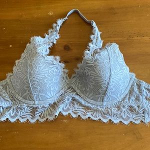 Lilac Victoria’s Secret Pink lacy bra. 34 C.